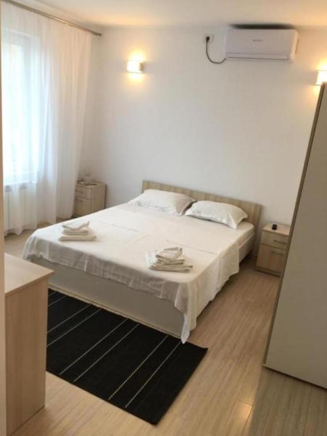 Vila Regal Mamaia Exteriör bild
