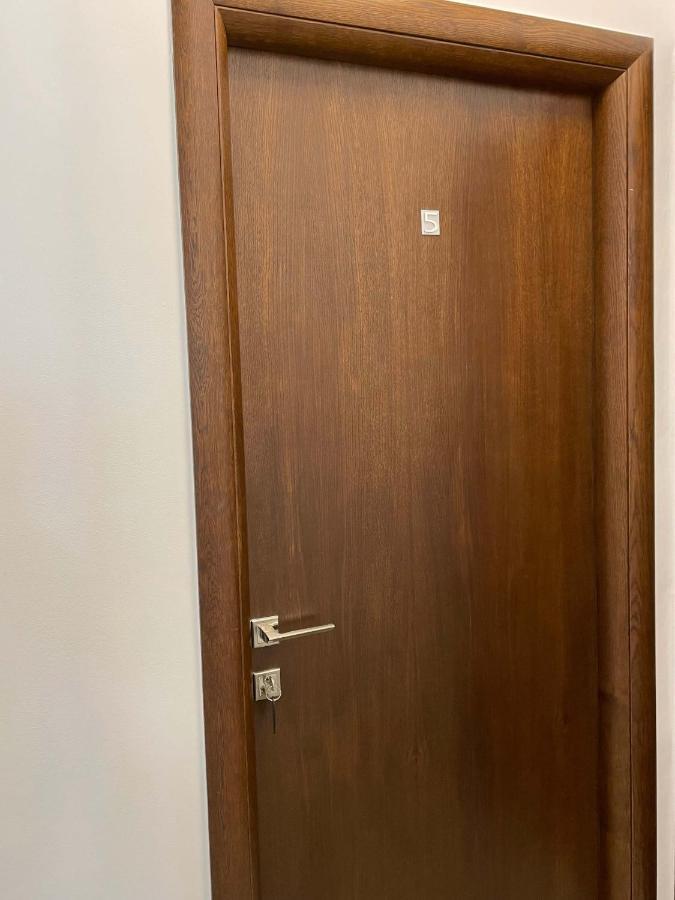Vila Regal Mamaia Exteriör bild