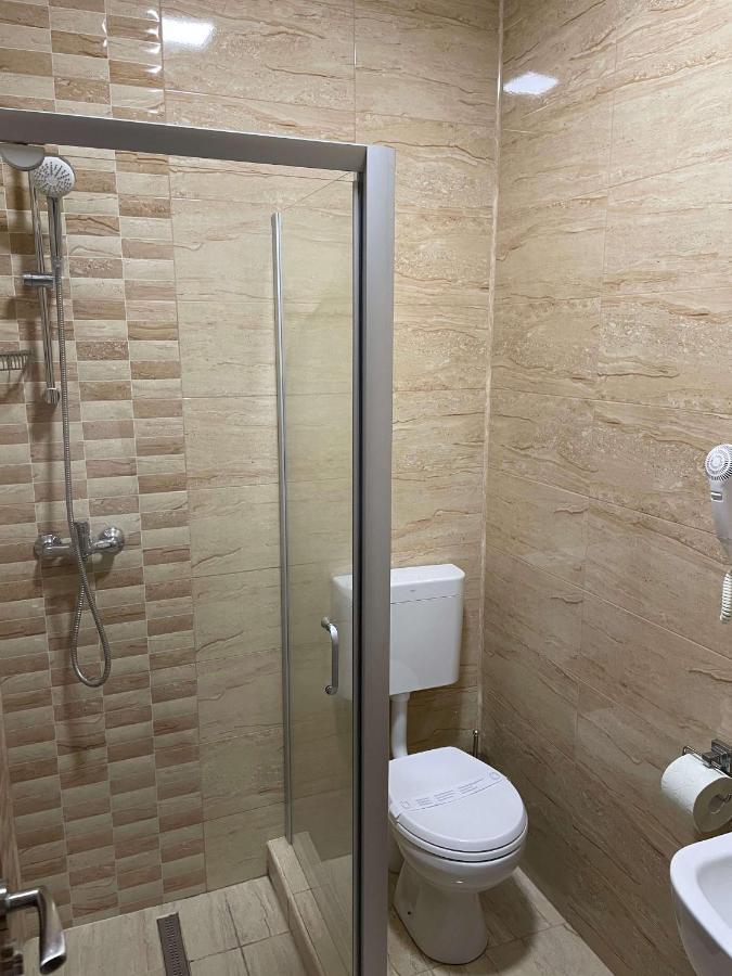 Vila Regal Mamaia Exteriör bild