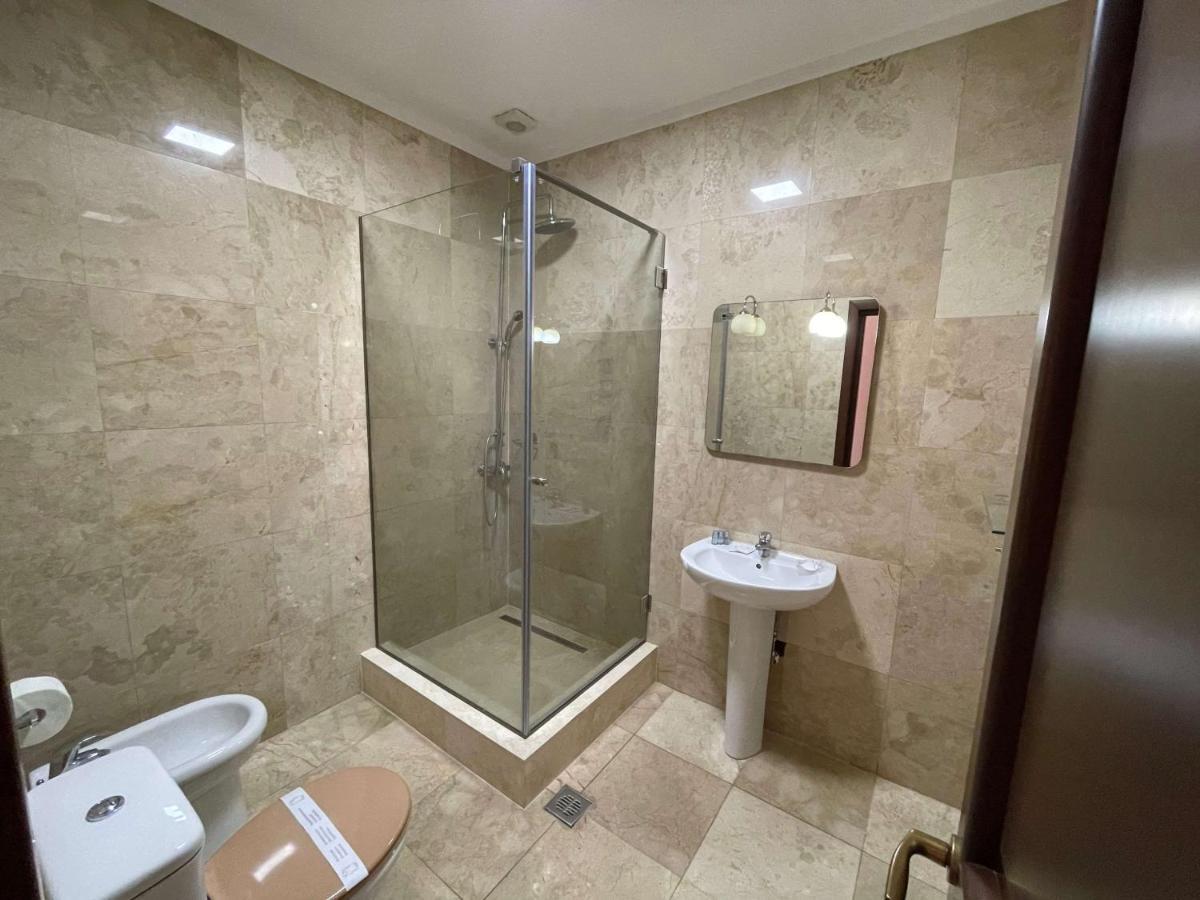 Vila Regal Mamaia Exteriör bild