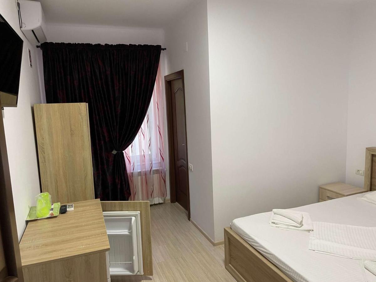Vila Regal Mamaia Exteriör bild